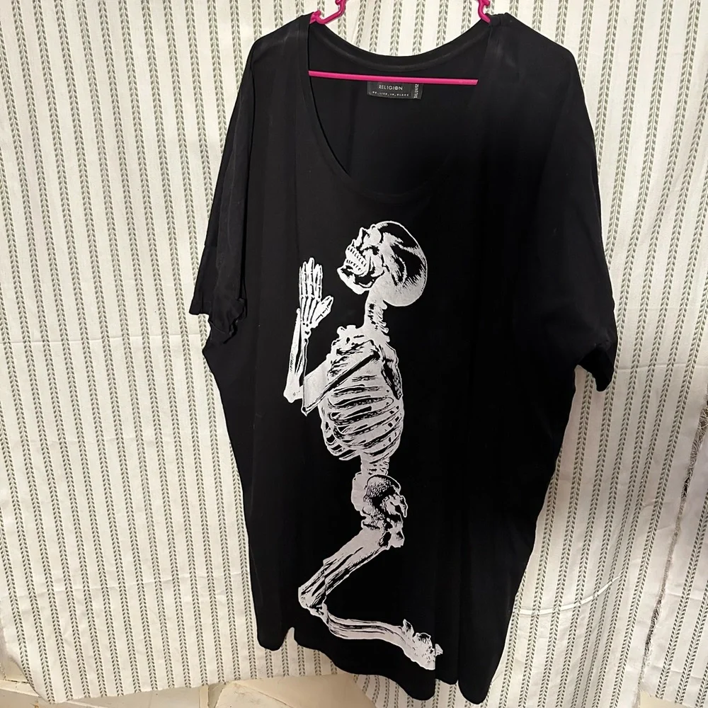 Religion Skeleton Black T Shirt Dress - Picture 1 of 4
